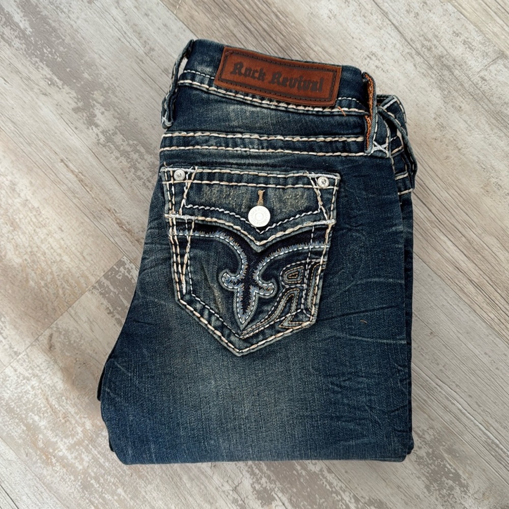 Women’s Rock Revival Skinny Jeans
